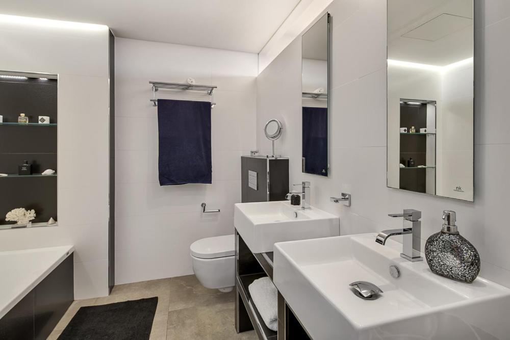Eden Roc Villa Portol Luaran gambar
